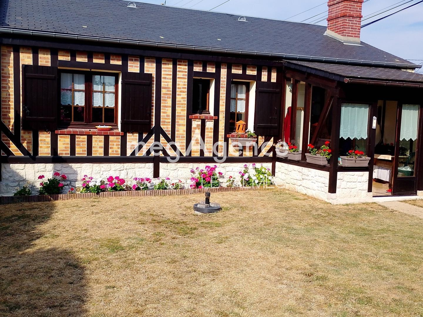 Pied à terre avec jardin AU CALME