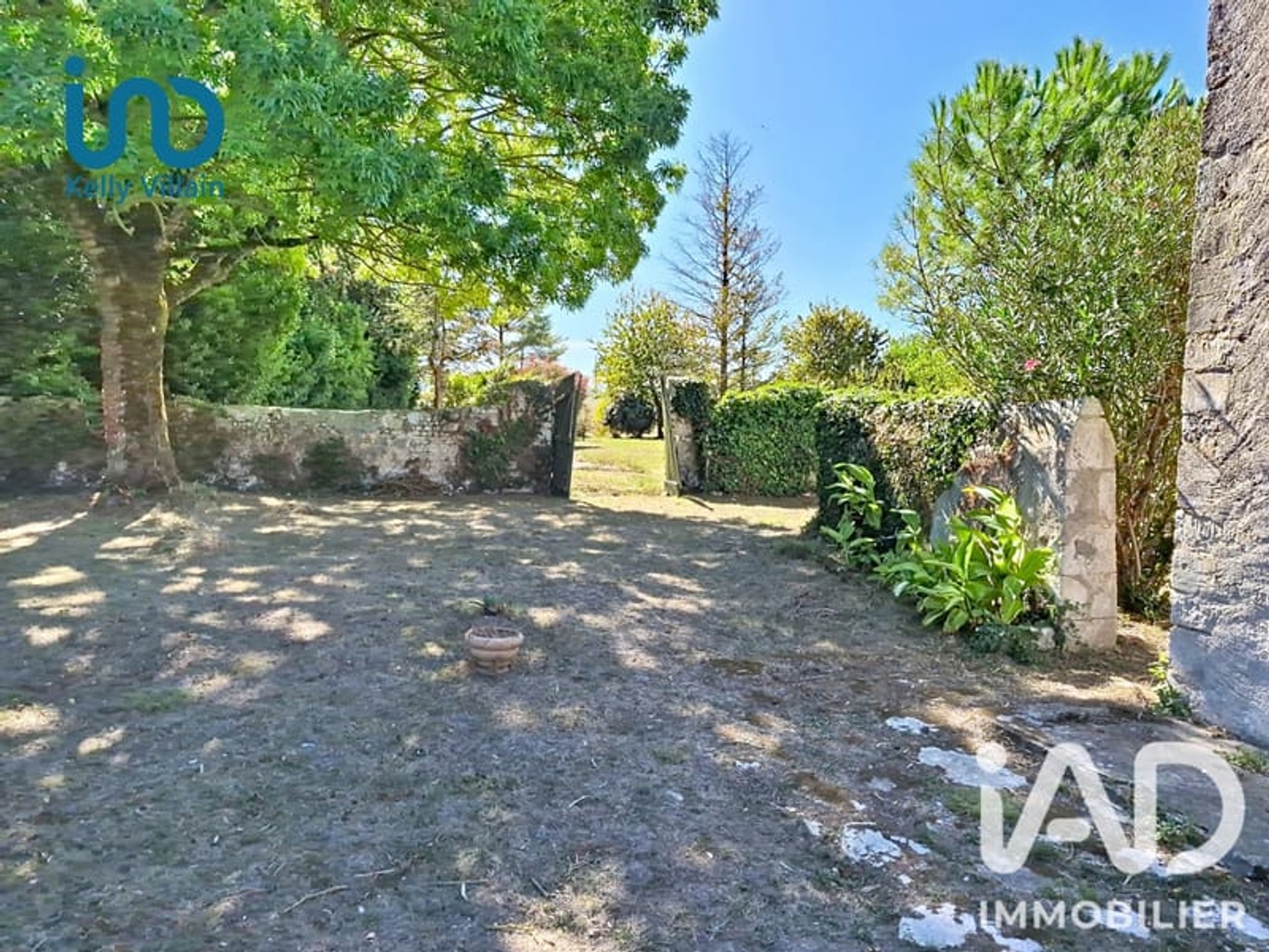 Maison à vendre - 7 pièces - 217m2 - Arvert (17530)
