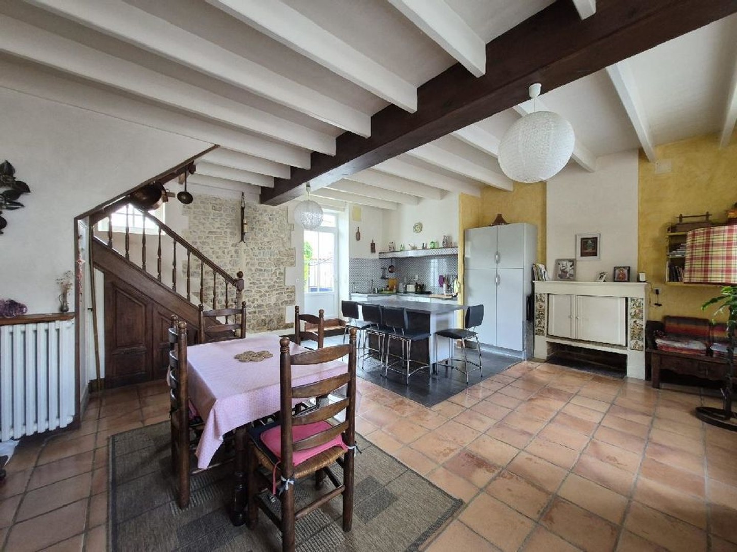 Maison à vendre - 7 pièces - 165m2 - Loulay (17330)