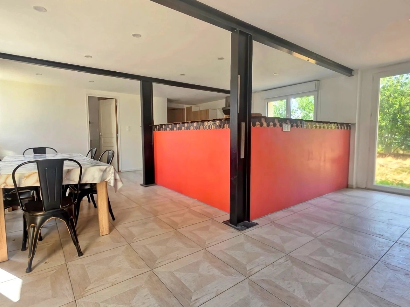 Maison à vendre - 7 pièces - 196m2 - Saint-Pierre-D'am... (17700)