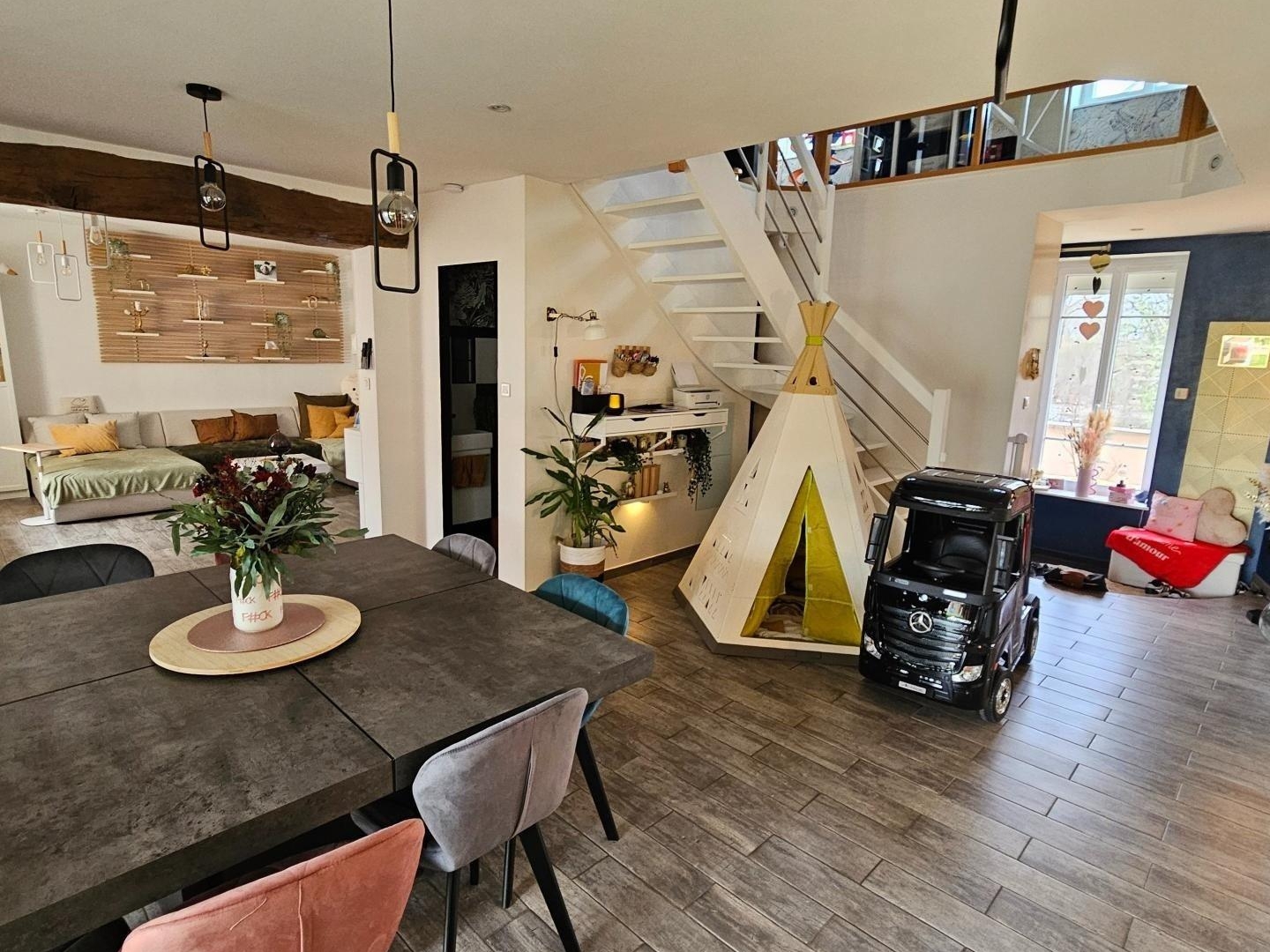 Maison 206 m² Saint Yorre proche des commodités