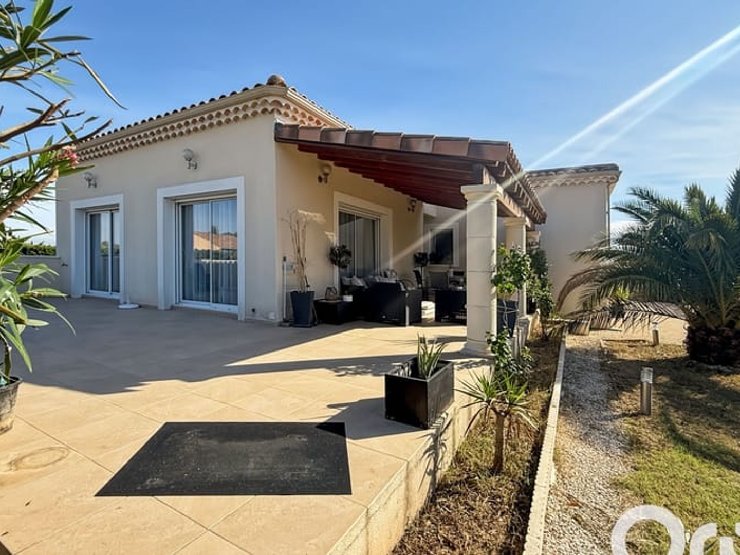 Maison à vendre - 4 pièces - 132m2 - Pierrelatte (26700)