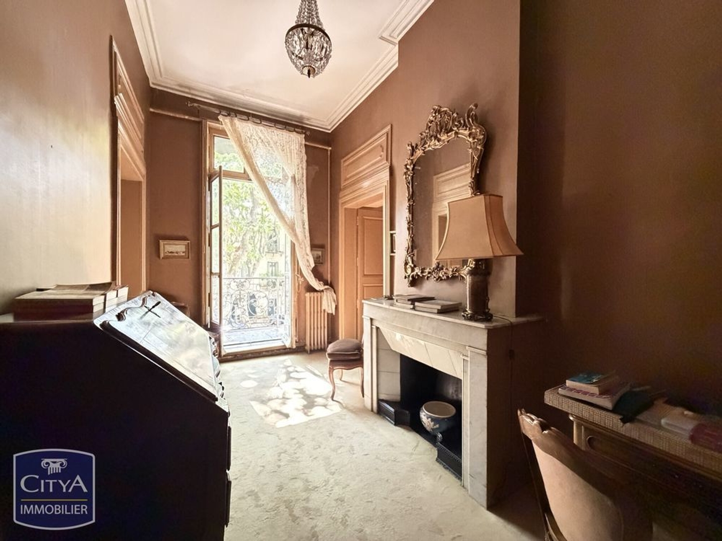 Appartement à vendre - 6 pièces - 172m2 - Nîmes (30000)