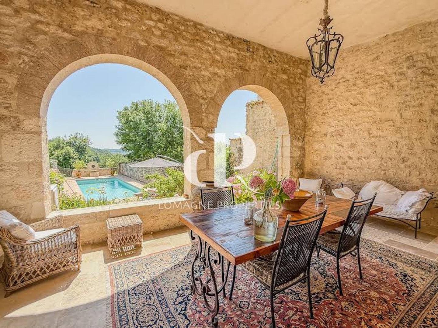 Maison 9 pièces 435 m²