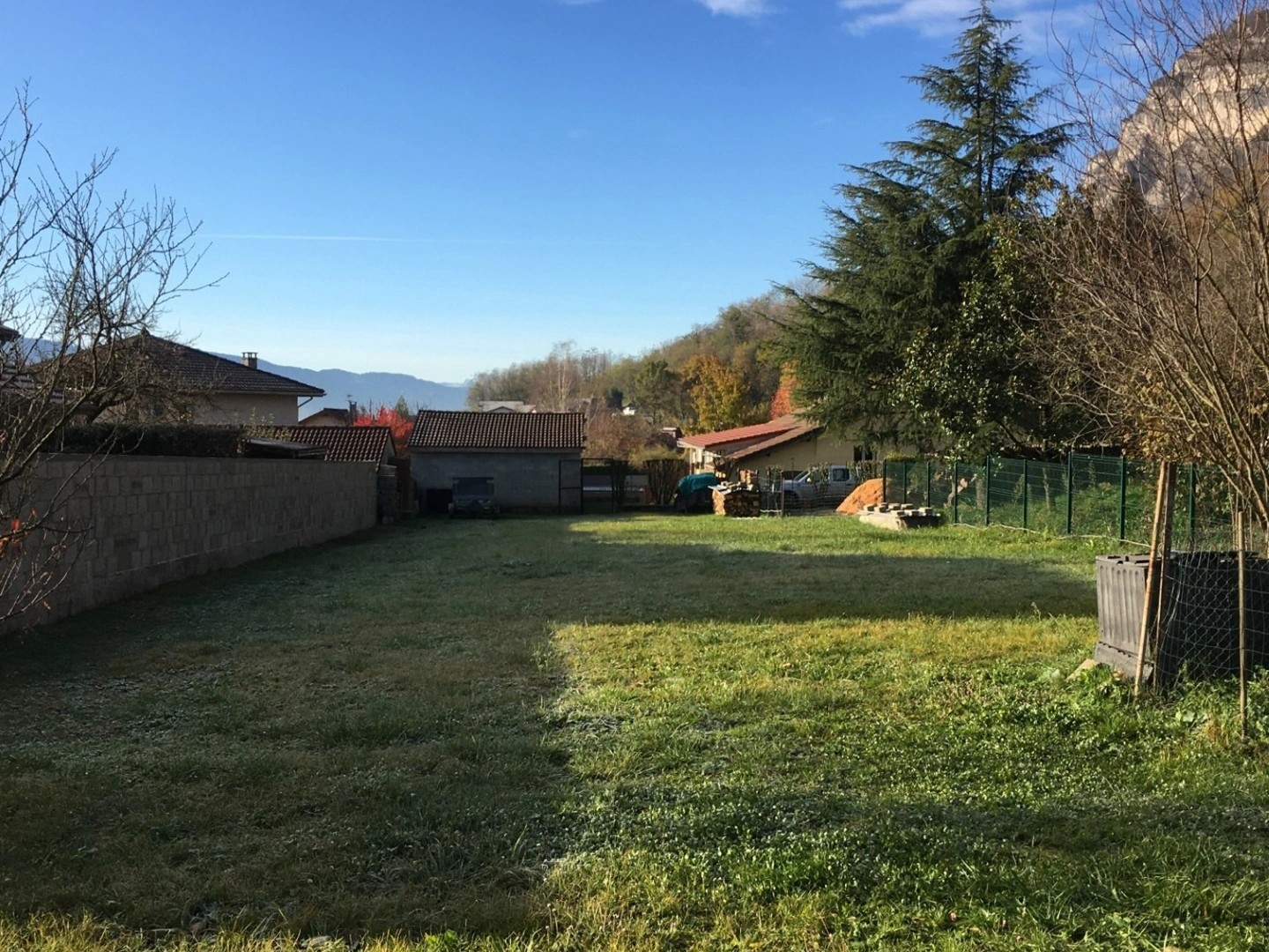 Terrain 484 m²