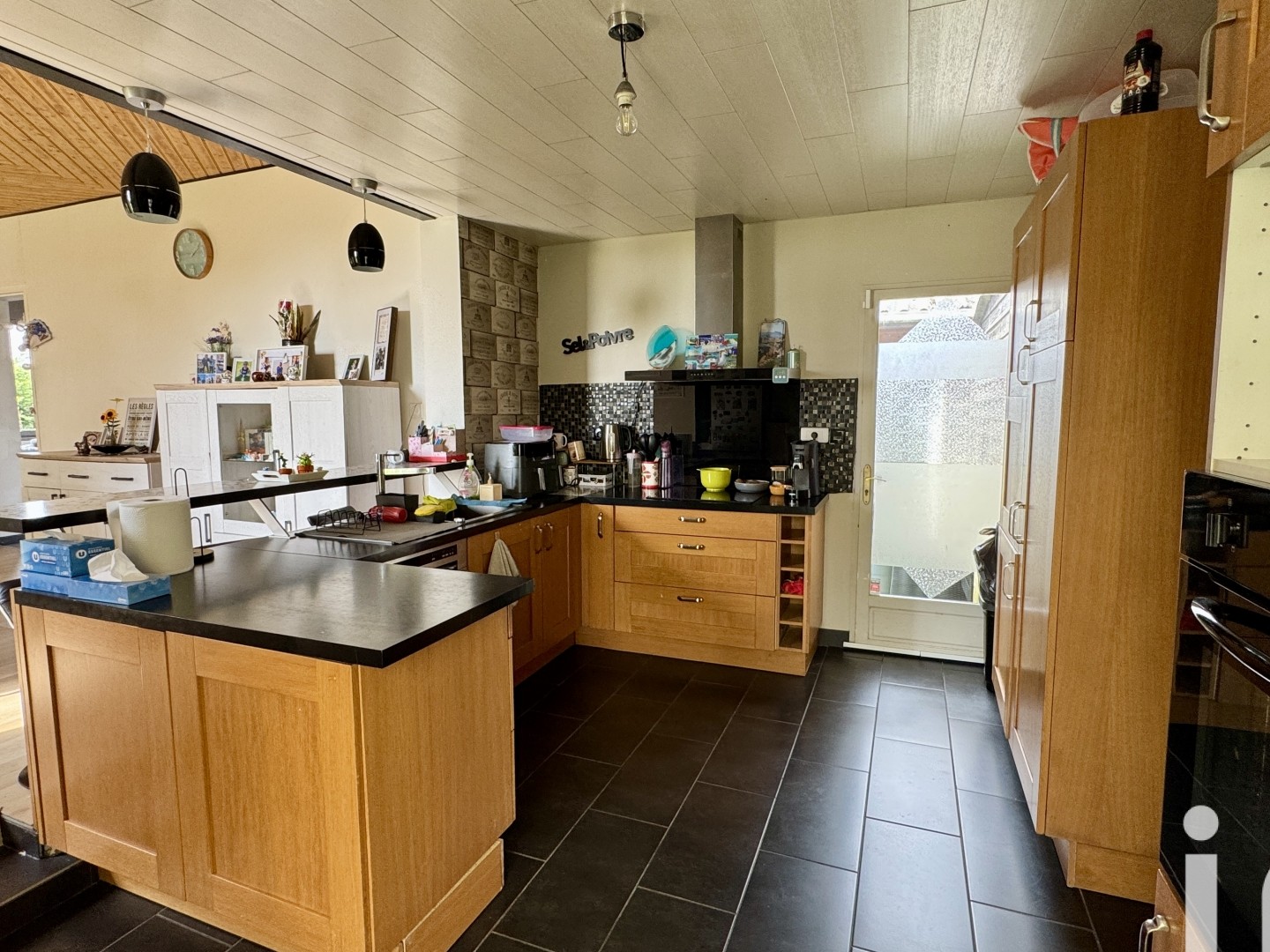 Maison 7 pièces 227 m²