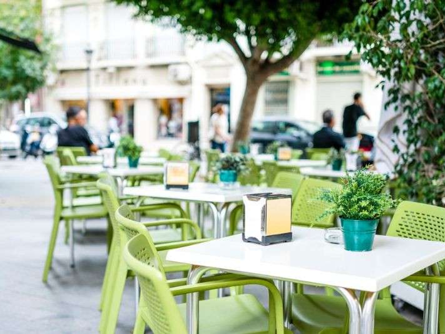 Vente murs boulangerie 488m² à Montreal la Cluse