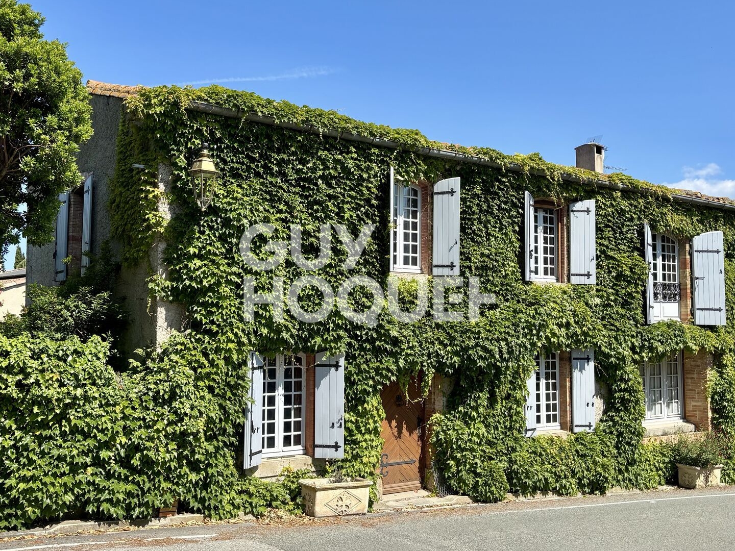 10 min OUEST CARCASSONNE - Maison de maître 185 m², garages sur terrain 465 m²