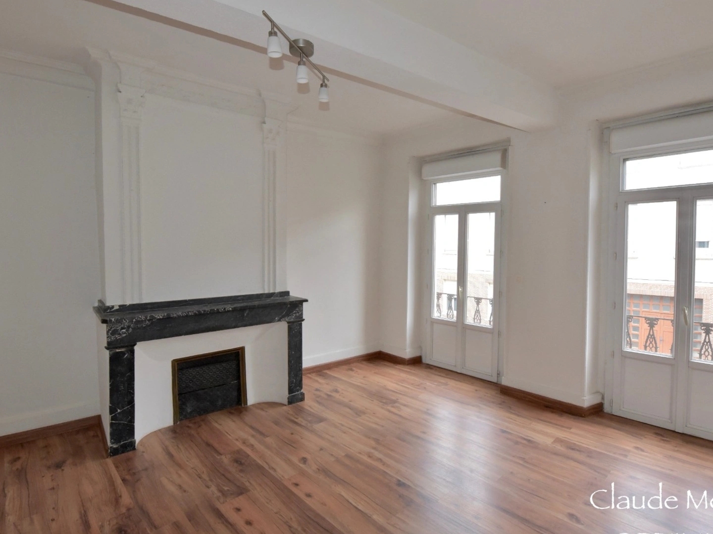 BEL APPARTEMENT T5 AVEC TERRASSE EN CENTRE VILLE DE LAVAUR