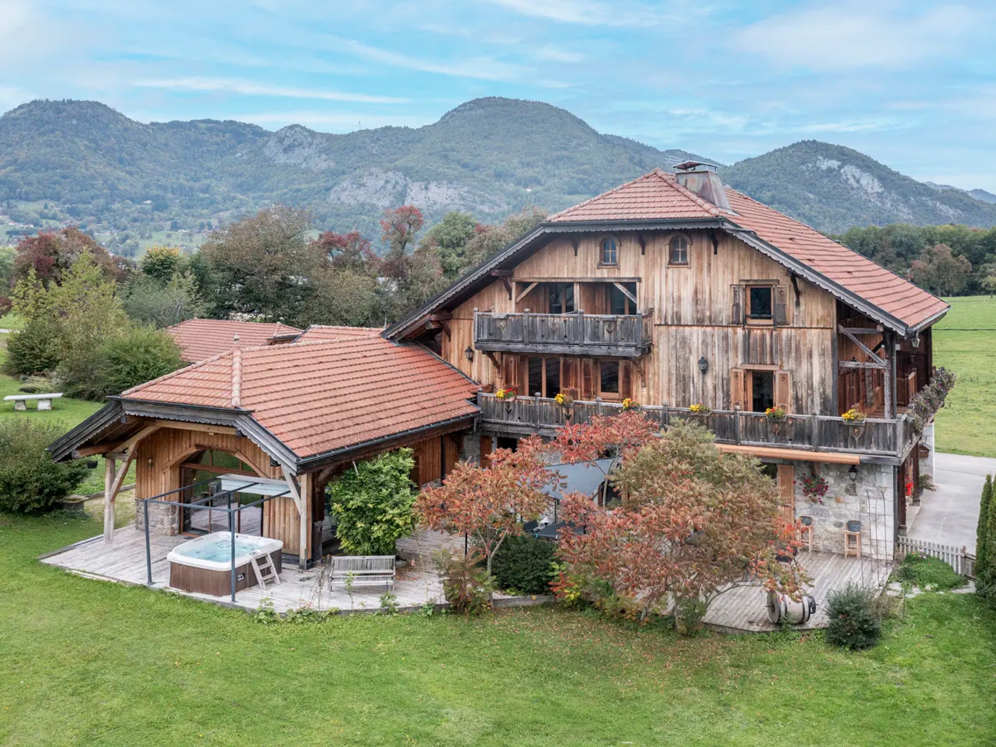 Magnifique ferme rénovée située à Mieussy (Haute-Savoie)