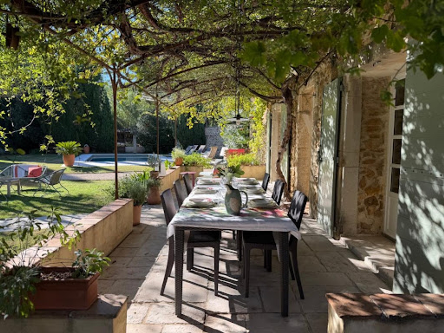 Maison à vendre - 6 pièces - 188m2 - Uchaux (84100)