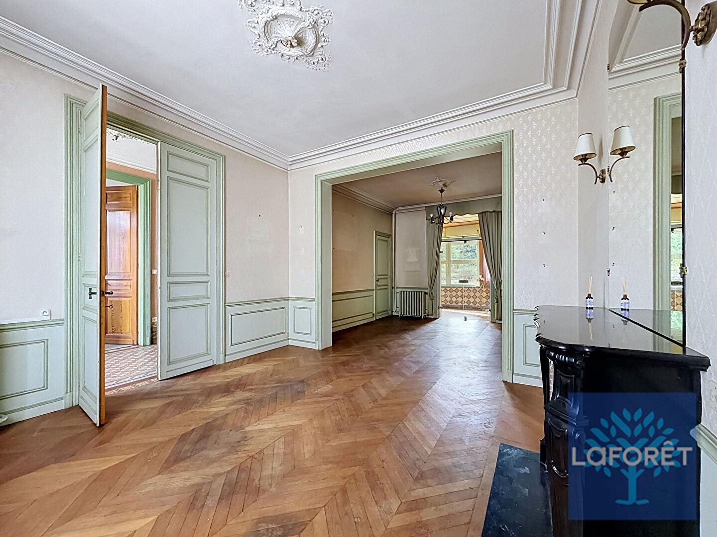 Maison à vendre - 8 pièces - 262m2 - Hautmont (59330)