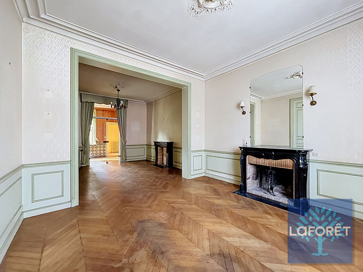 Maison à vendre - 8 pièces - 262m2 - Hautmont (59330)