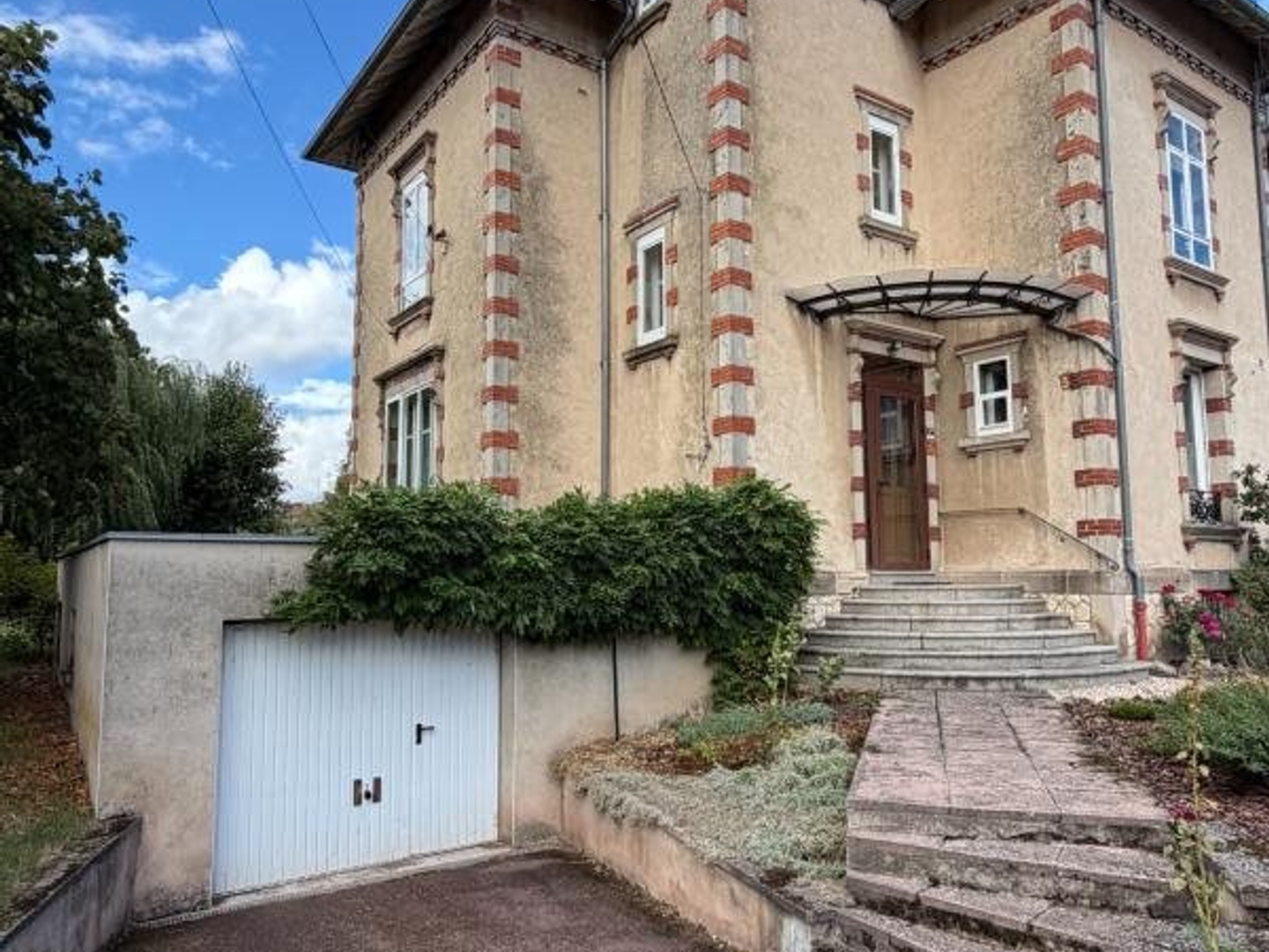 LUNÉVILLE - RARE ! Élégant hôtel particulier des années 1900 - 160 m² - 5 chambres - Terrain 674 m²