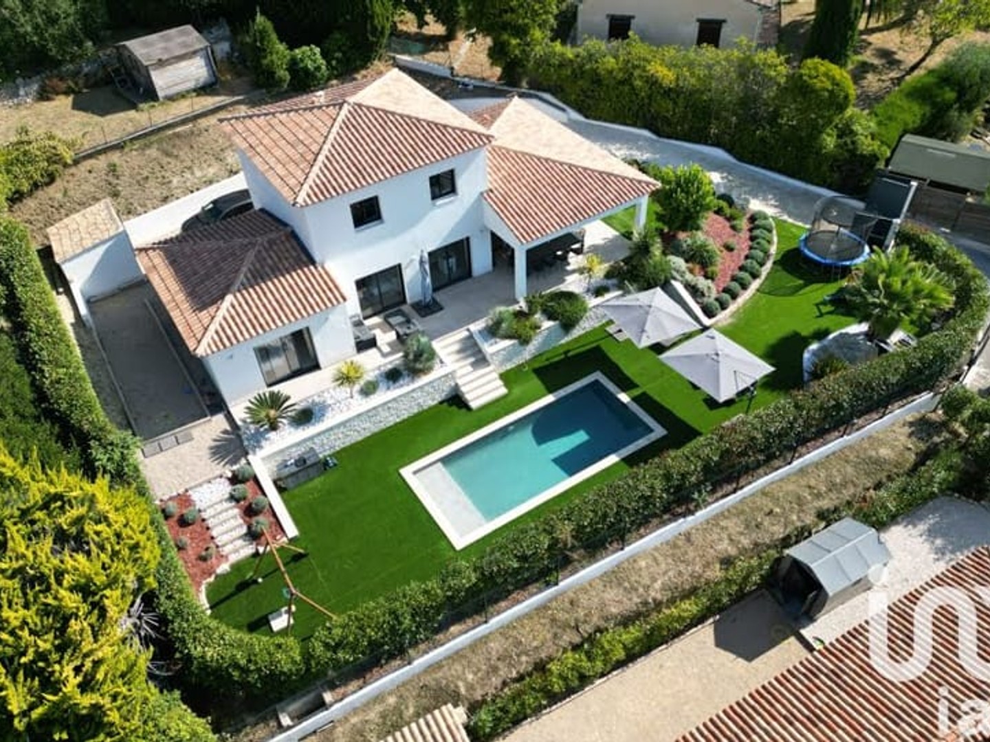 Maison 5 pièces 1003 m²