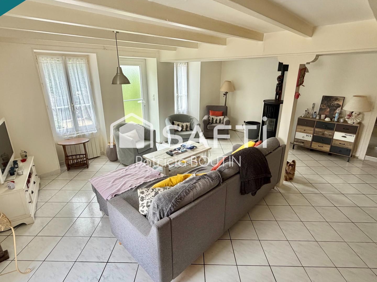 Maison à vendre - 6 pièces - 157m2 - Sainte-Ouenne (79220)