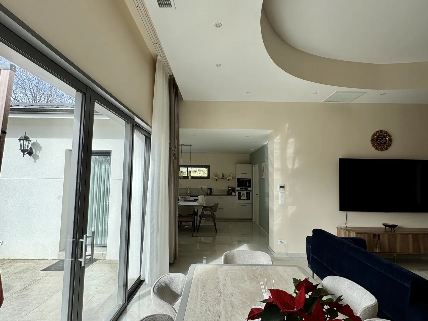 Maison à vendre - 7 pièces - 187m2 - Pompignac (33370)