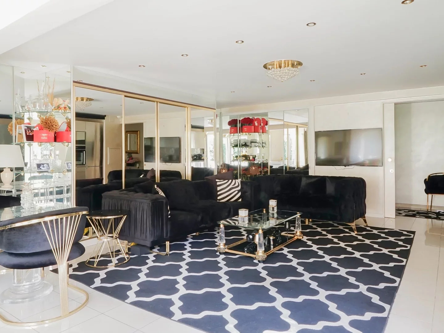 Appartement 2 pièces 87 m²