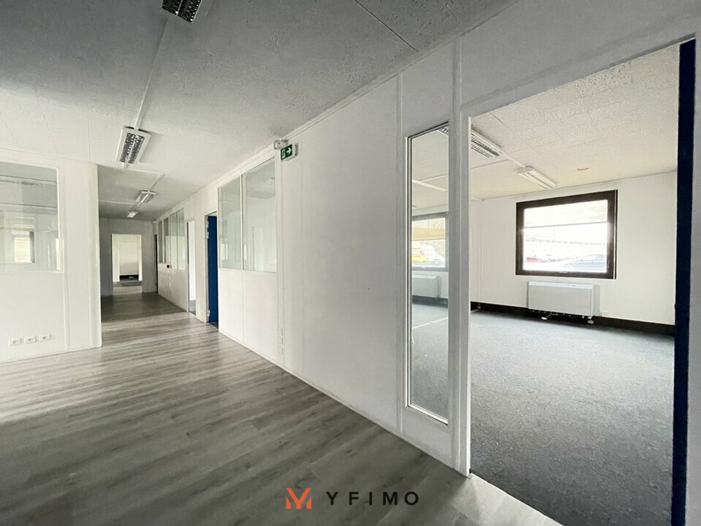 Bureaux à vendre - 800m2 - Aubergenville (78410)