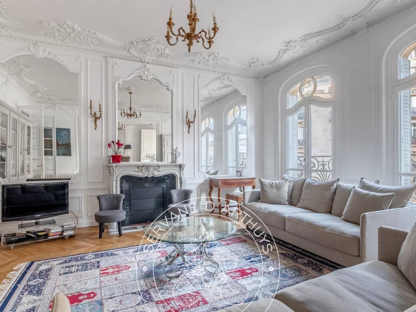 Appartement à vendre - 7 pièces - 198m2 - Paris 16e (75016)