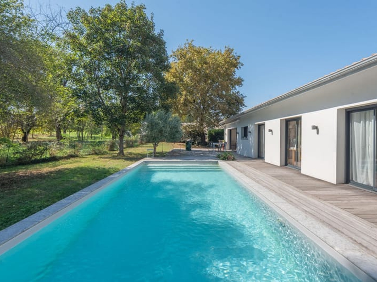 Maison à vendre - 5 pièces - 173m2 - Quinsac (33360)