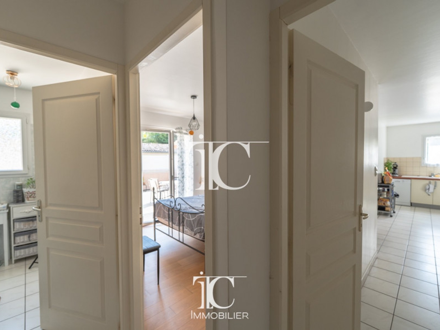 Appartement à vendre - 2 pièces - 59m2 - Les Vans (07140)