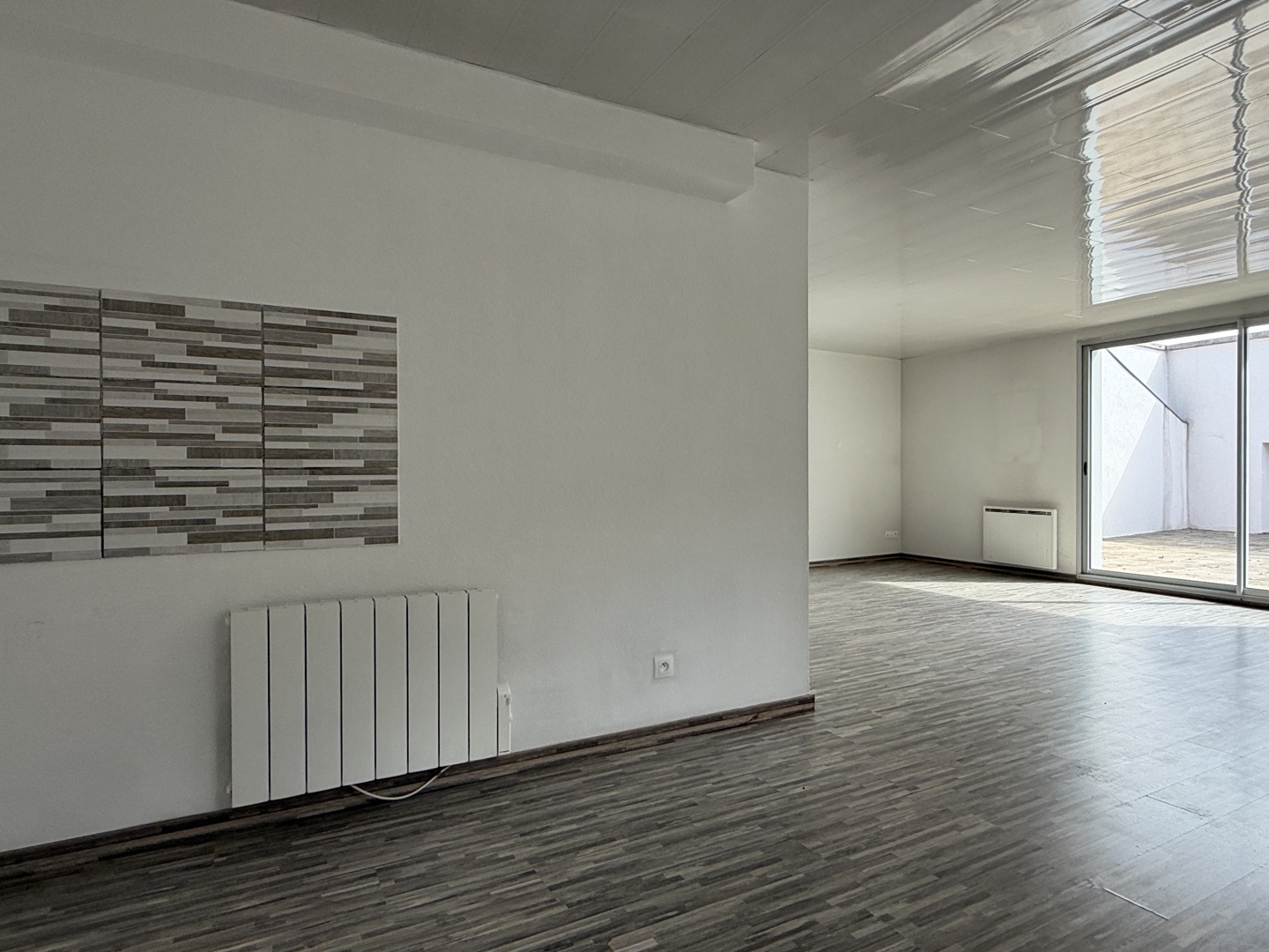 Immeuble à vendre - 7 pièces - 144m2 - Neuville-Sur-Ain (01160)