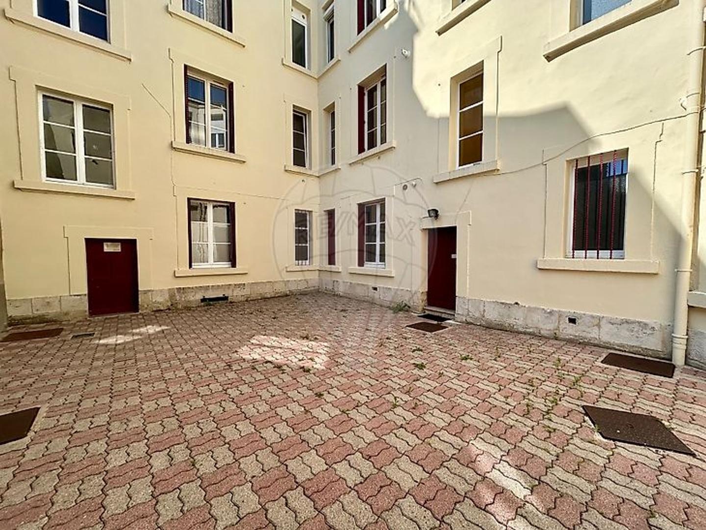 Appartement à vendre - 5 pièces - 139m2 - Verdun (55100)