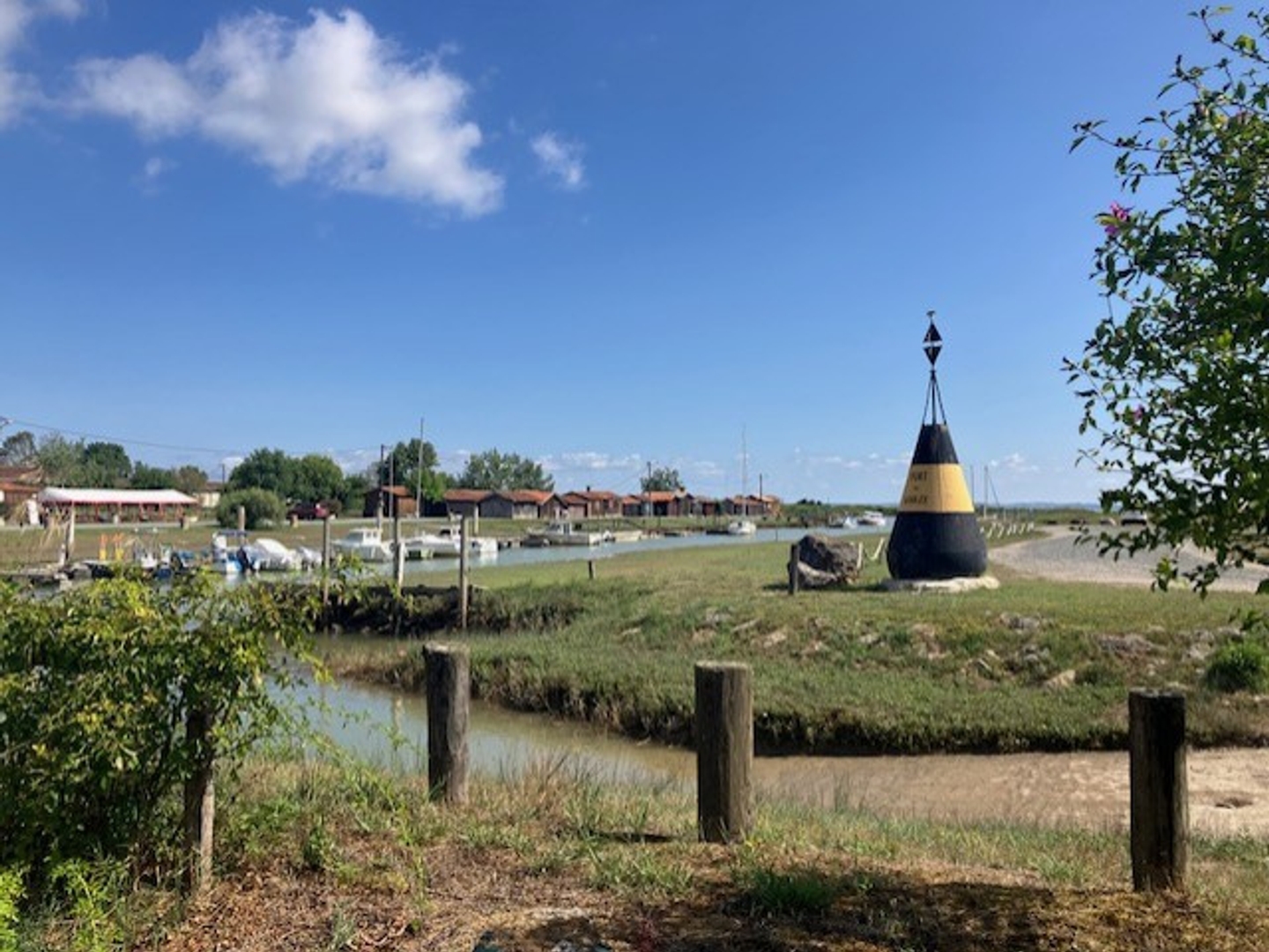 Terrain à vendre - 135m2 - Valeyrac (33340)