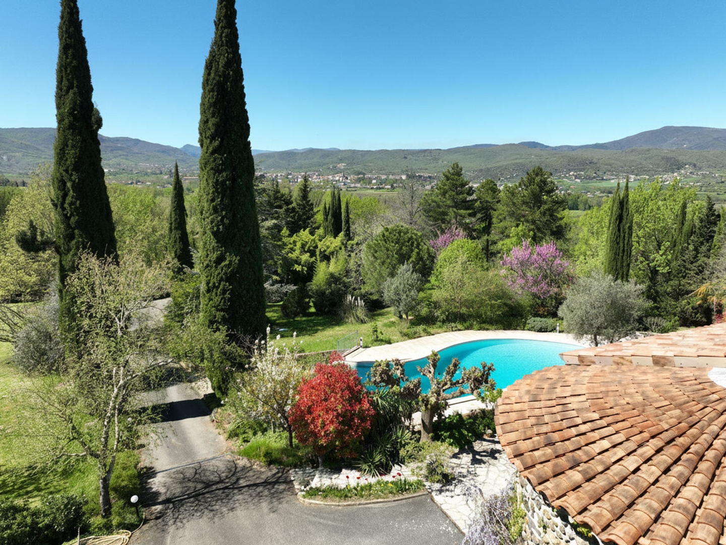 Maison à vendre - 11 pièces - 240m2 - Chomérac (07210)