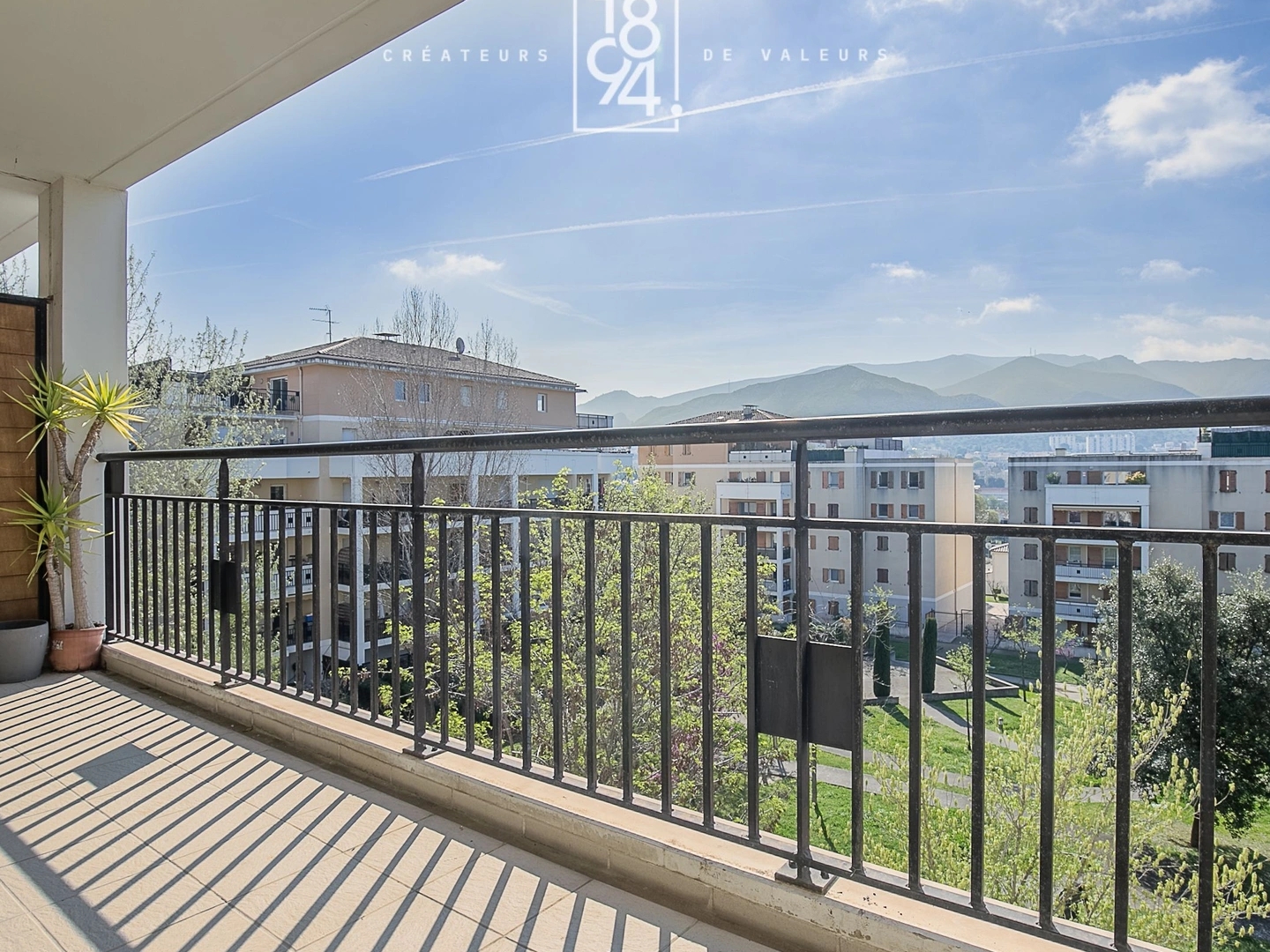 Appartement à vendre - 3 pièces - 67m2 - Marseille 11e (13011)