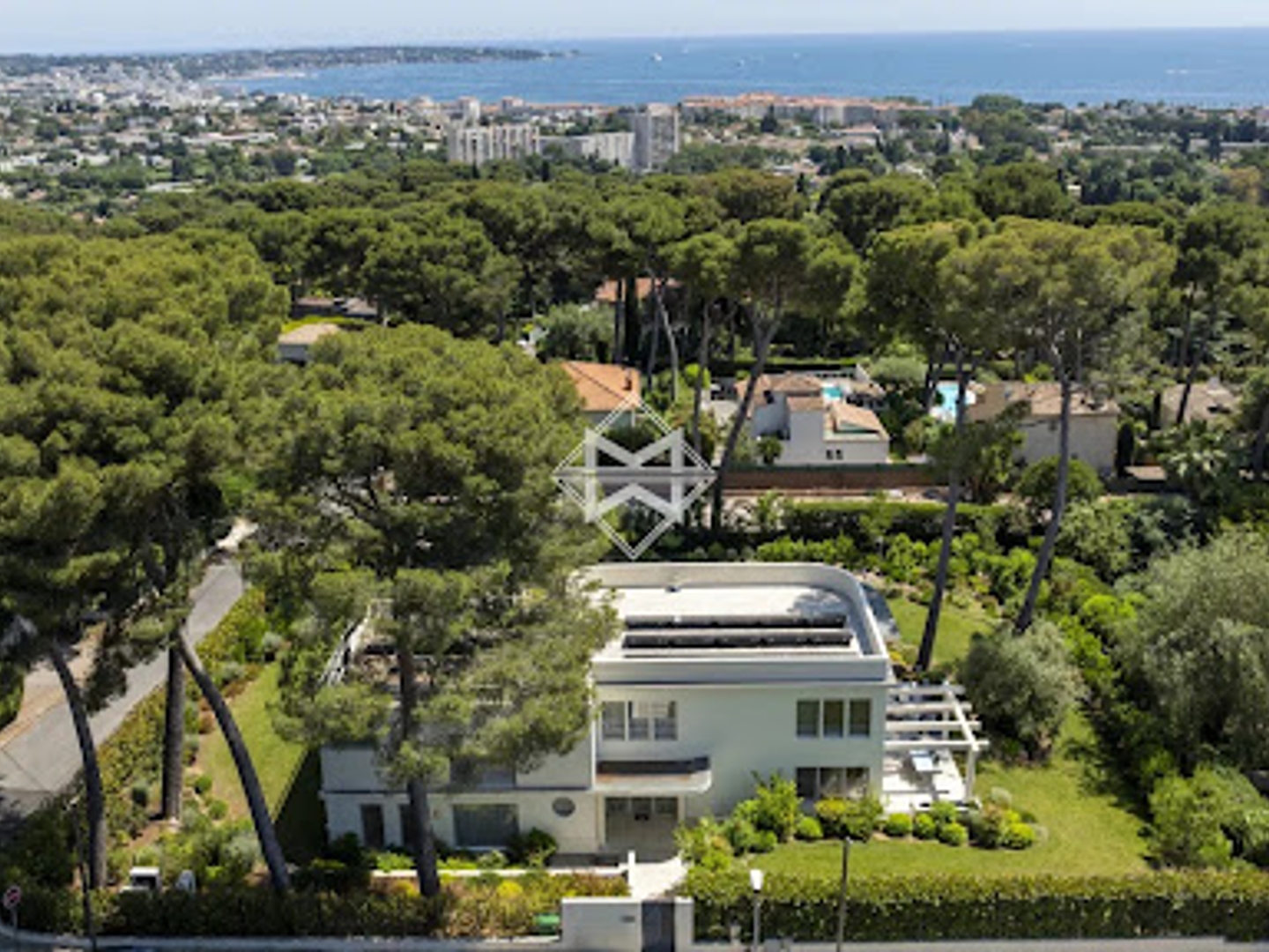Maison à vendre - 10 pièces - 416m2 - Antibes (06600)