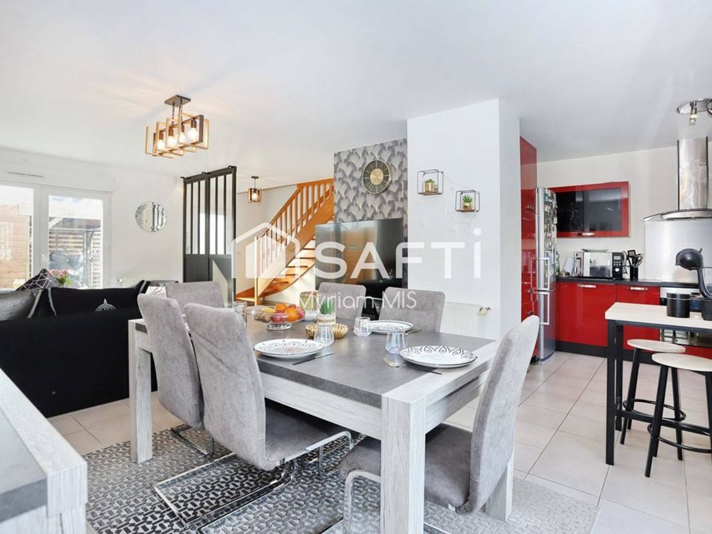 Rare à la vente au coeur du quartier Gaité