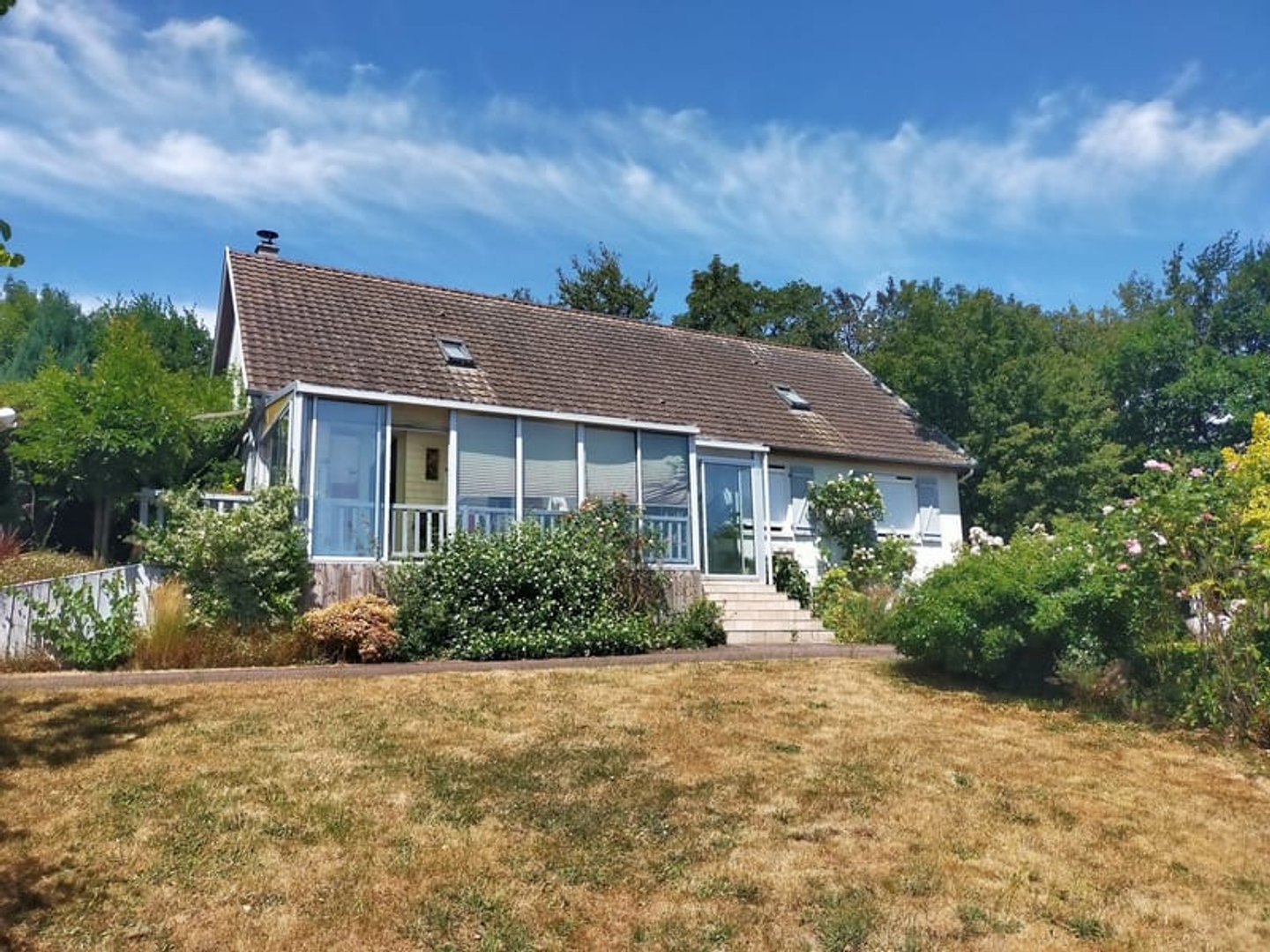 Pavillon sur sous-sol Crennes sur Fraubée 5 pièces 90m²