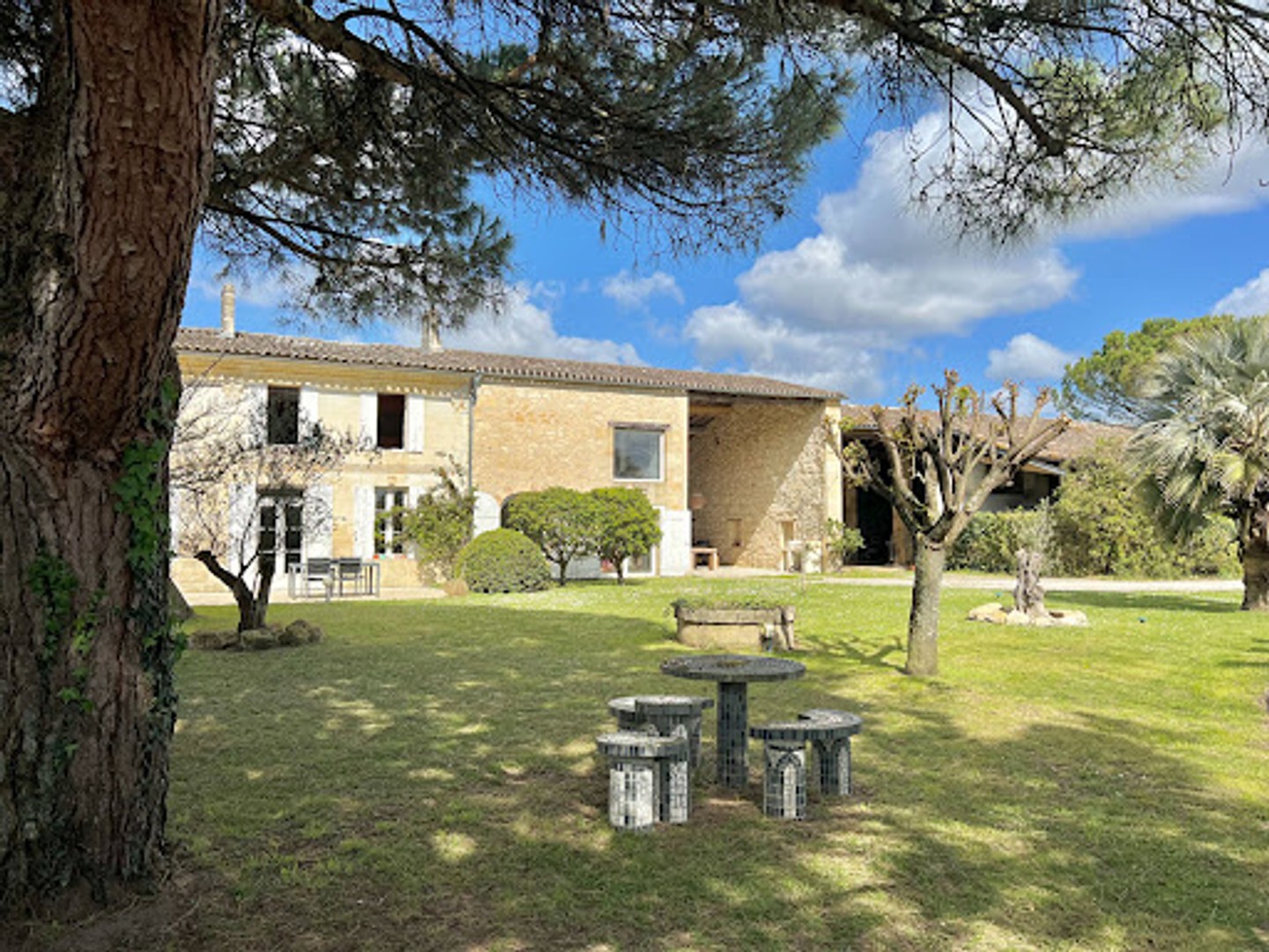 Maison à vendre - 10 pièces - 350m2 - Saint-André-De-Cu... (33240)