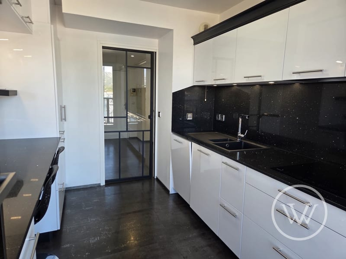 Appartement à vendre - 4 pièces - 94m2 - La Seyne-Sur-Mer (83500)