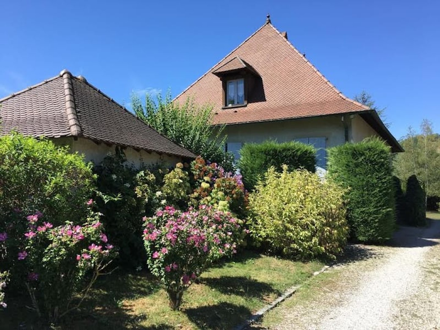 Maison à vendre - 7 pièces - 221m2 - Voiron (38500)