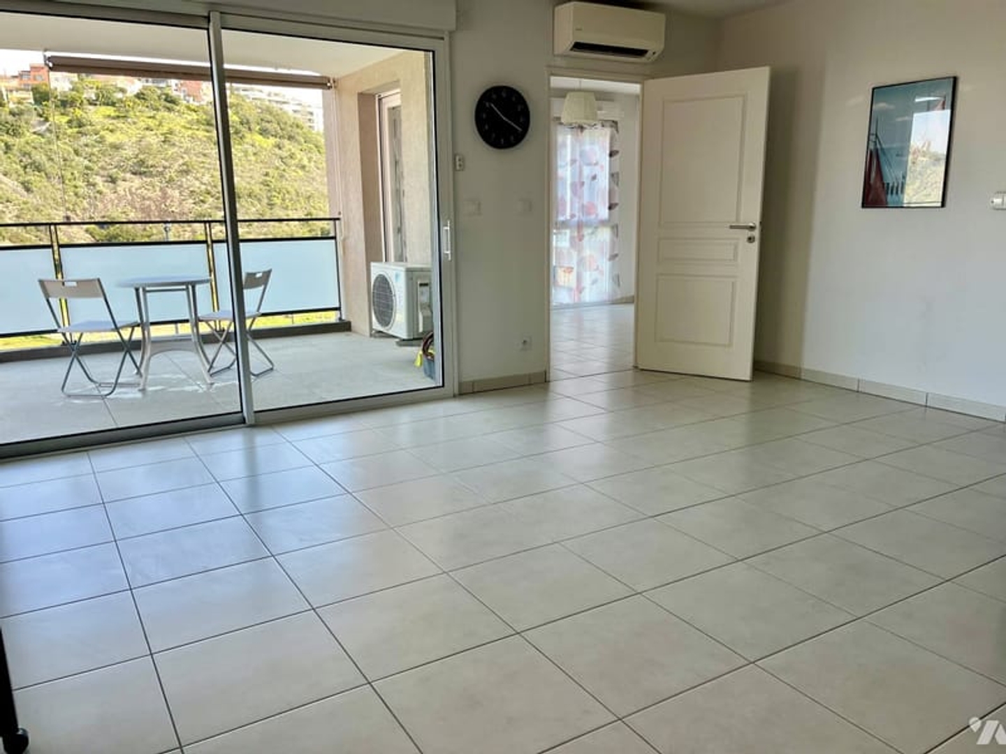 Appartement à vendre - 2 pièces - 56m2 - Saint-Raphaël (83700)