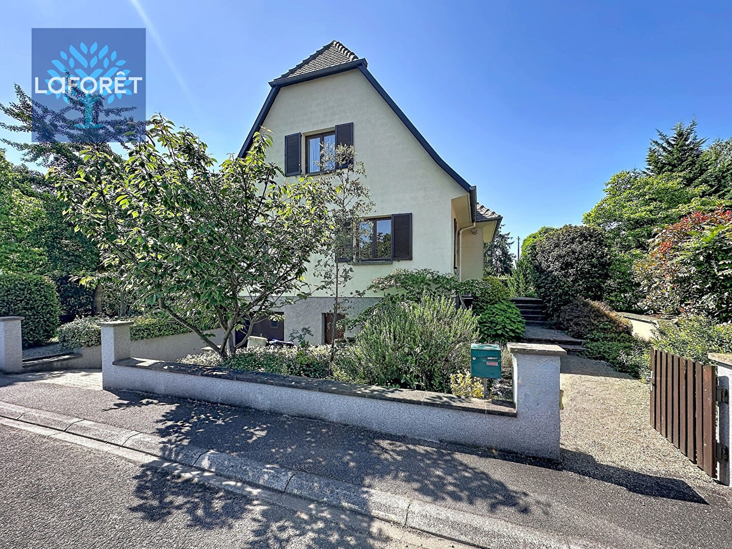 Maison 7 pièces 180 m²