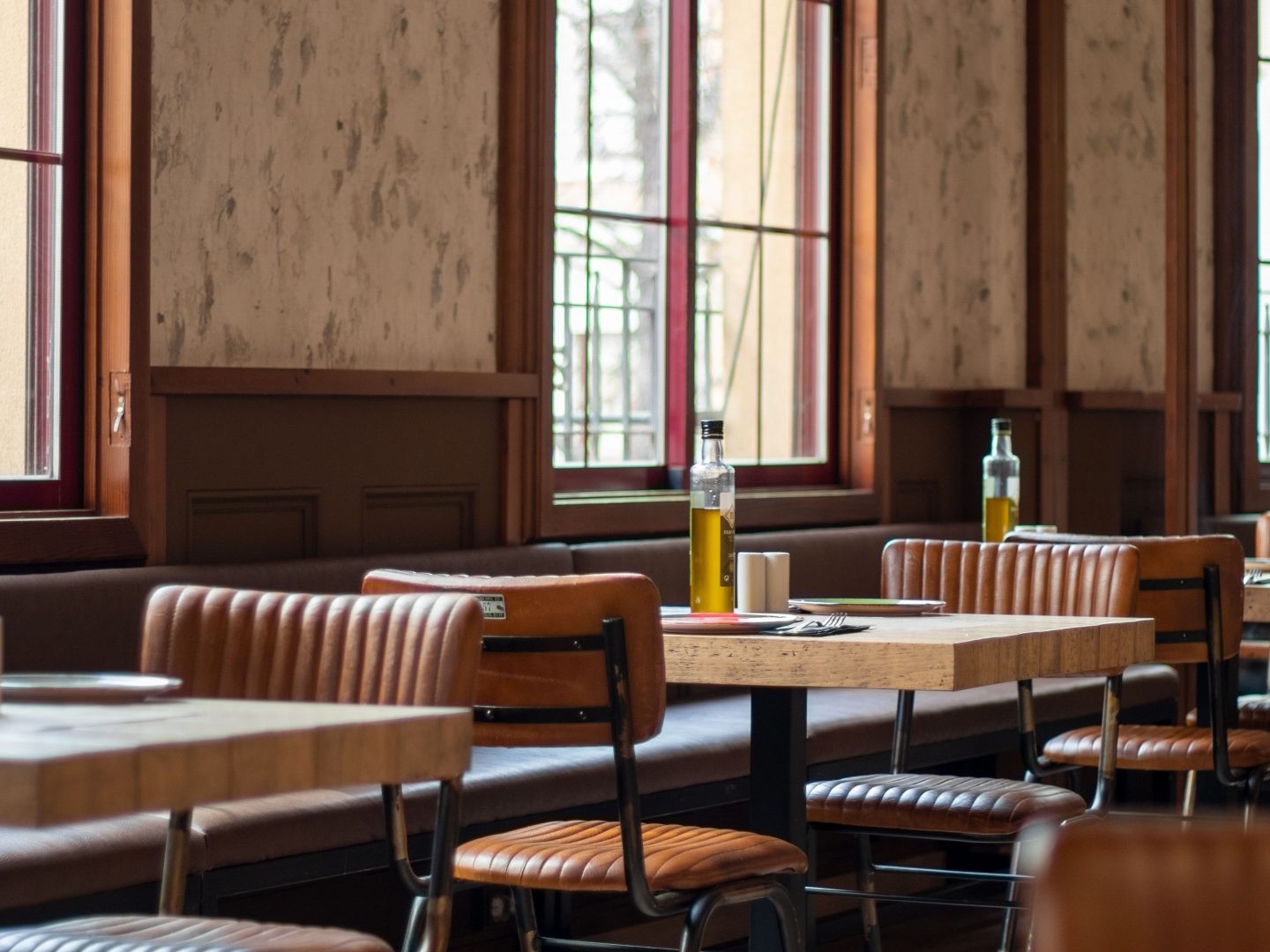 RESTAURANT LICENCE IV
