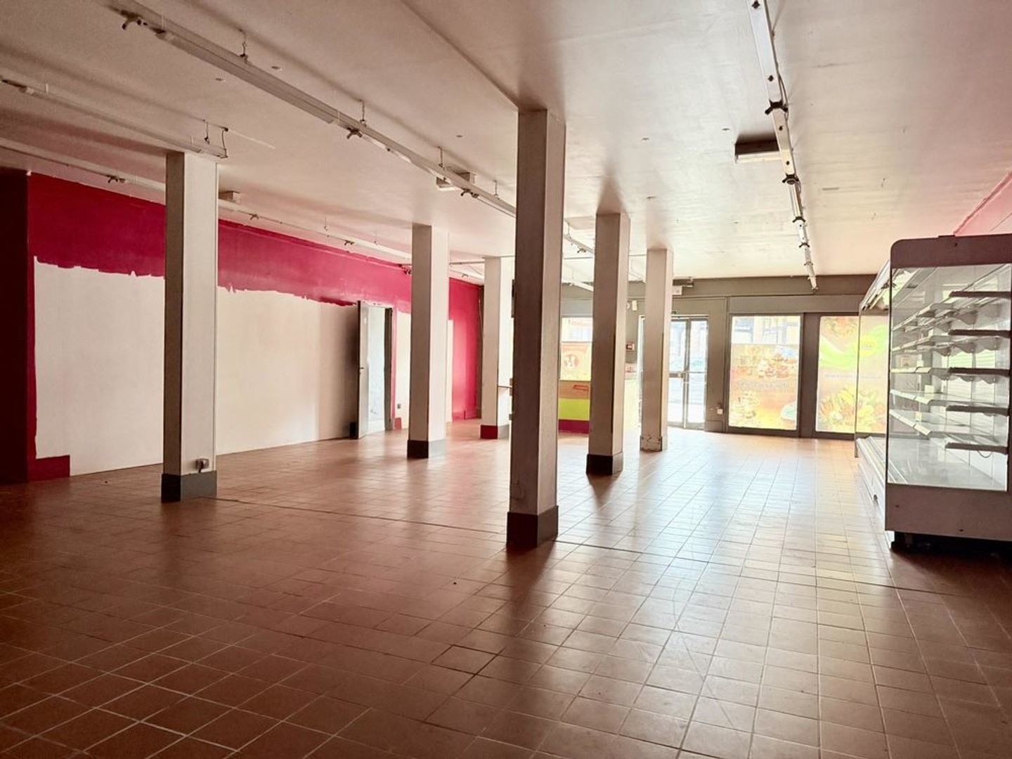 Locaux à vendre - 4 pièces - 19m2 - Ervy-Le-Châtel (10130)