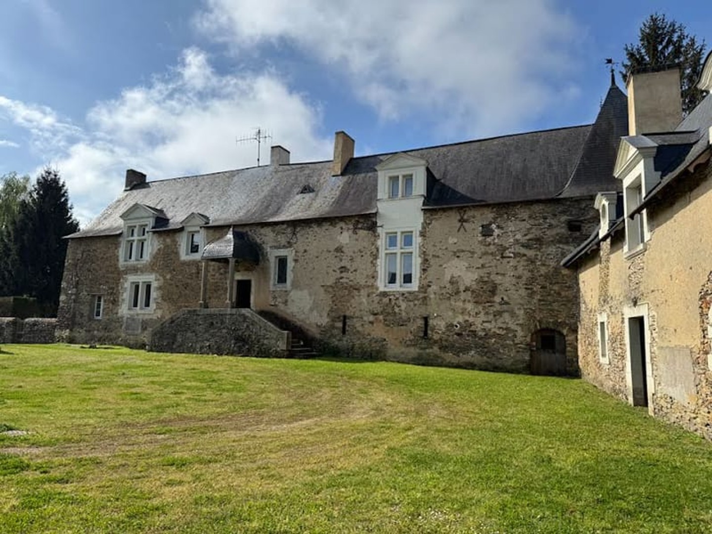 Propriété 10 pièces 368 m²