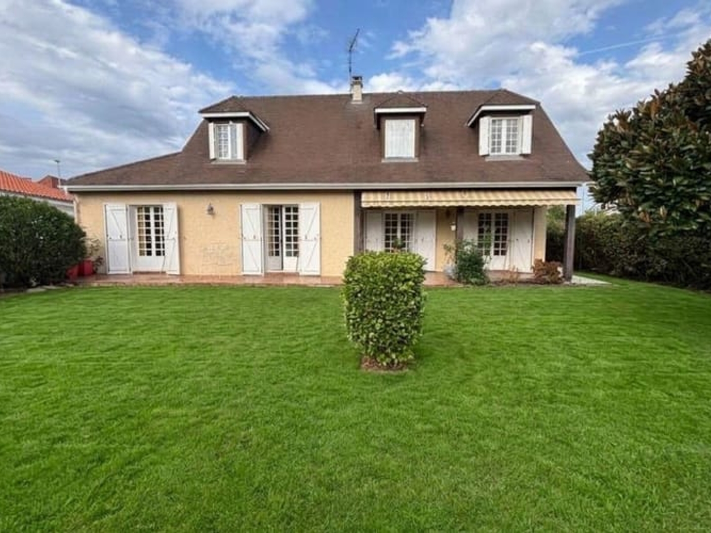 Maison 6 pièces 163 m²