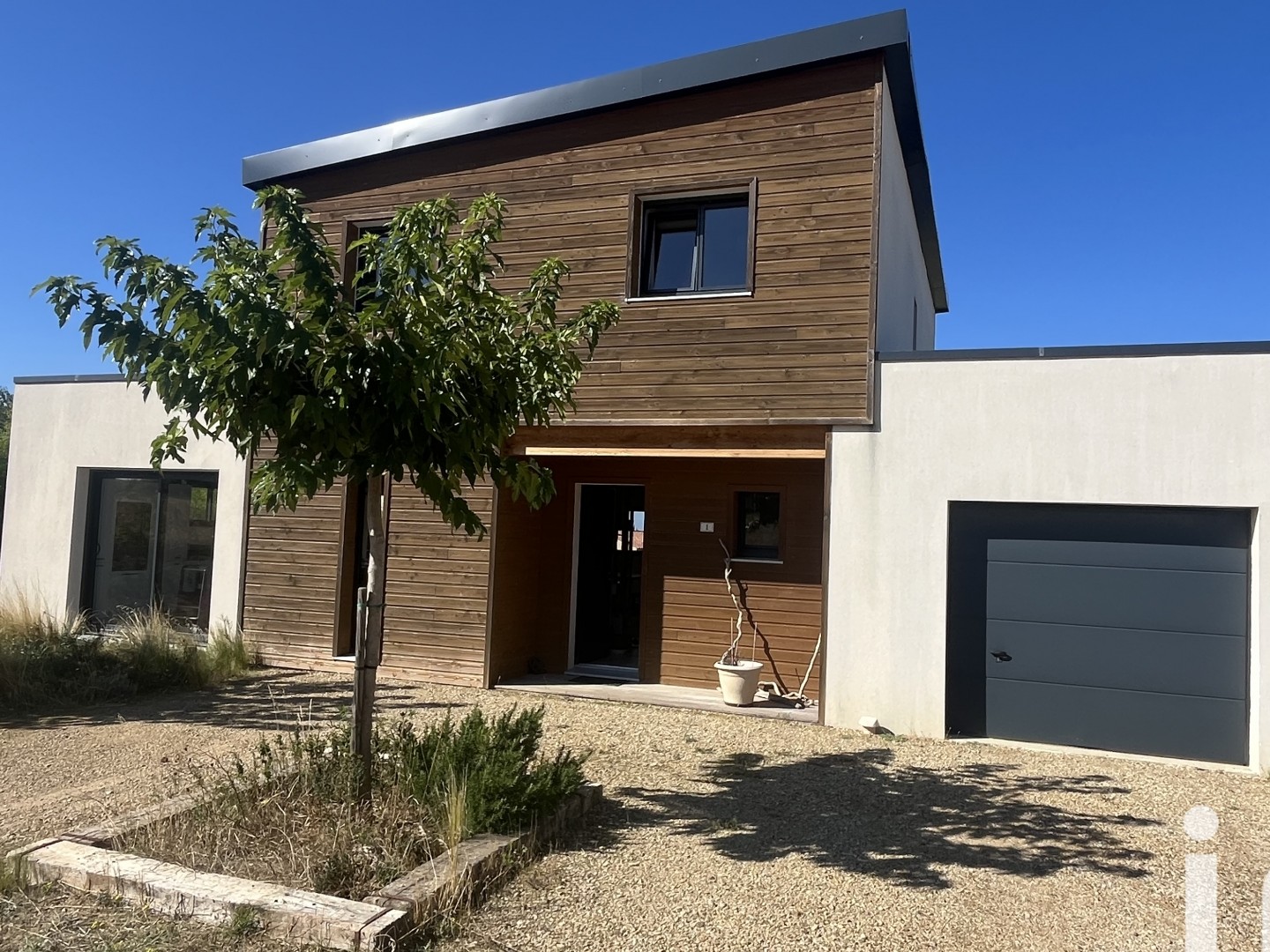 Maison 7 pièces 180 m²