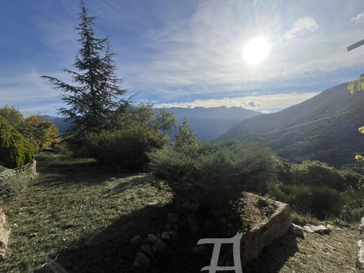 Maison à vendre - 2 pièces - 50m2 - Breil-Sur-Roya (06540)