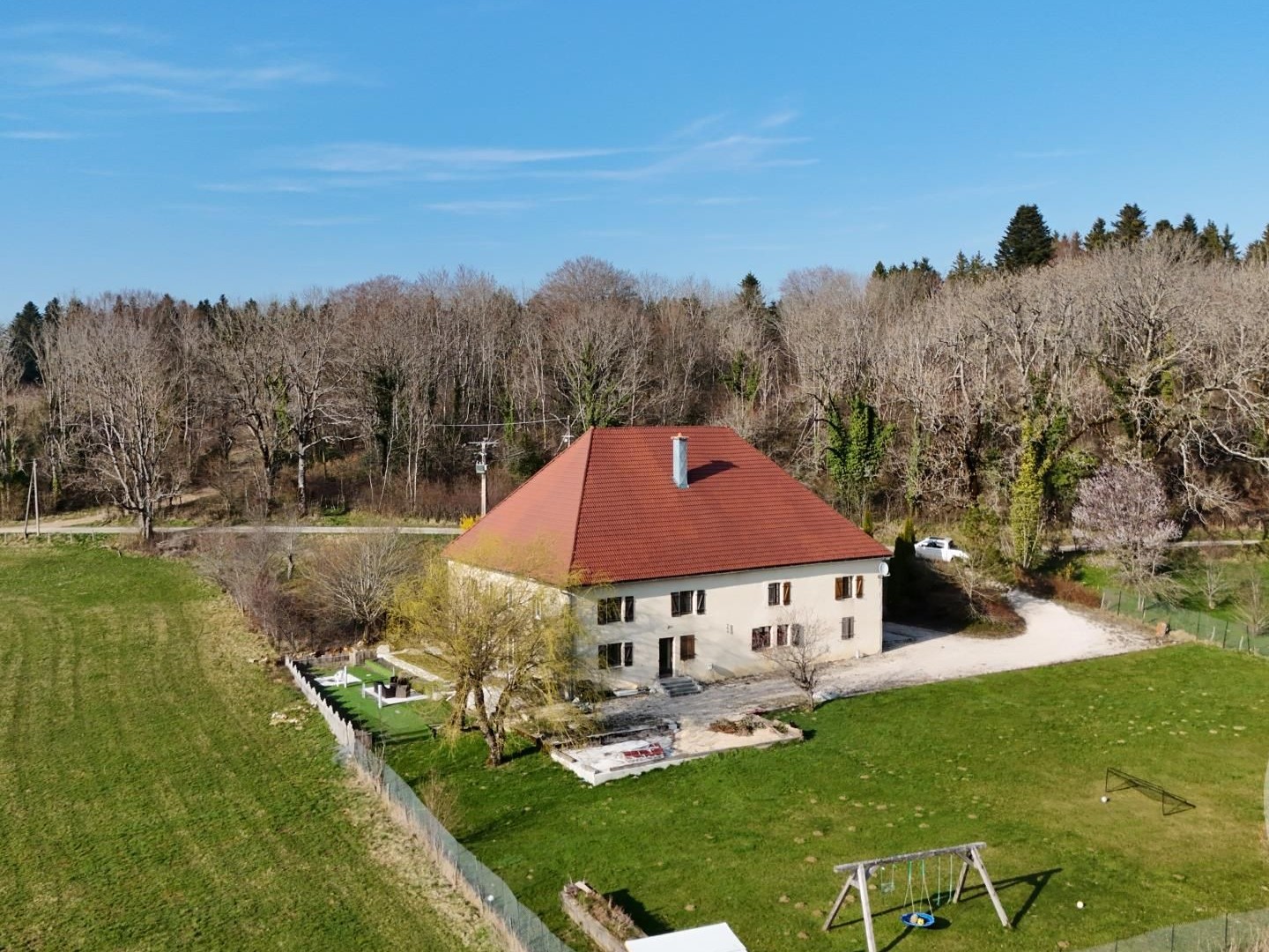 Maison 8 pièces 280 m²