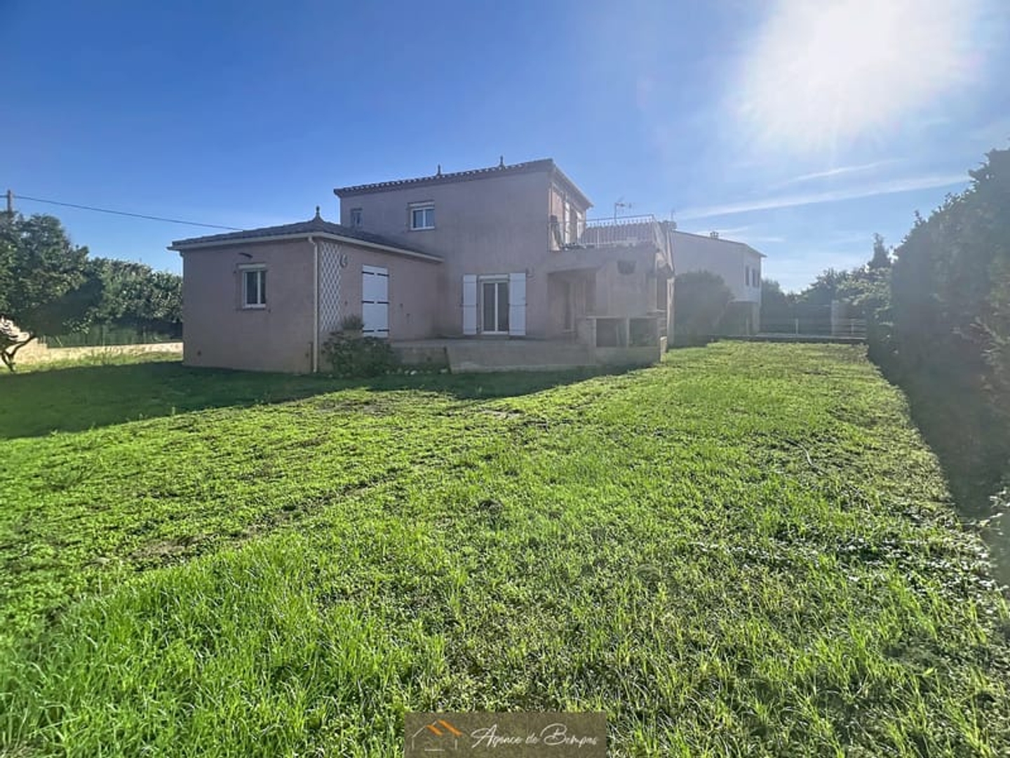 SECTEUR RESIDENTIEL - VILLA 4 FACES 99.65 M2 HBTS AV STUDIO