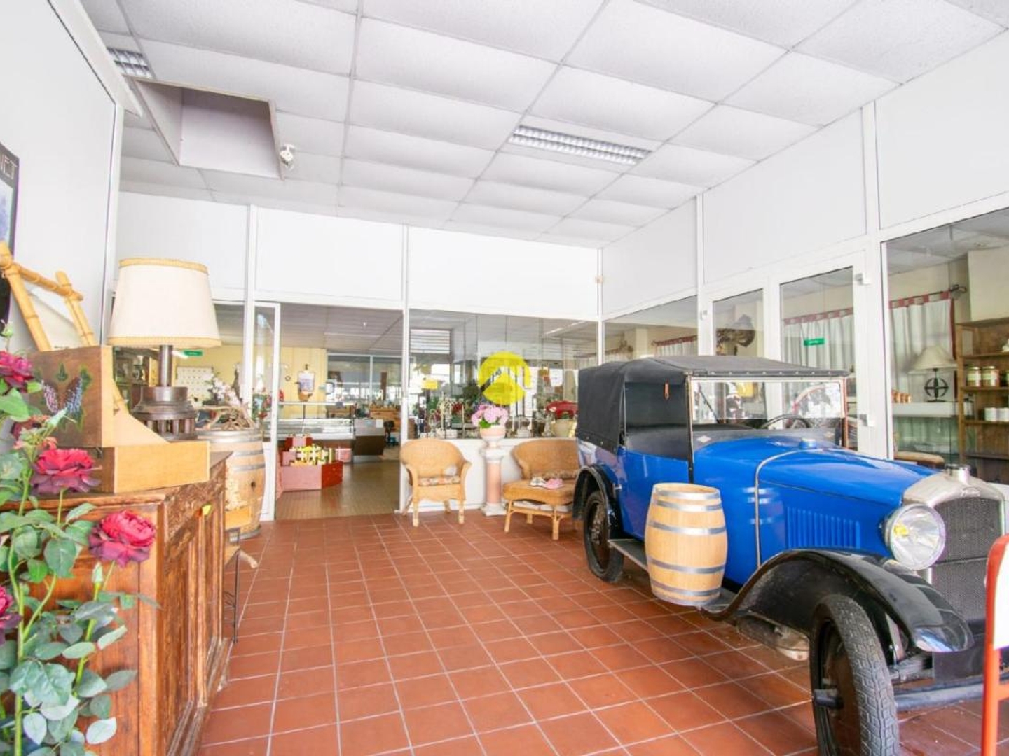 Locaux à vendre - 265m2 - Saint-Cyprien (24220)