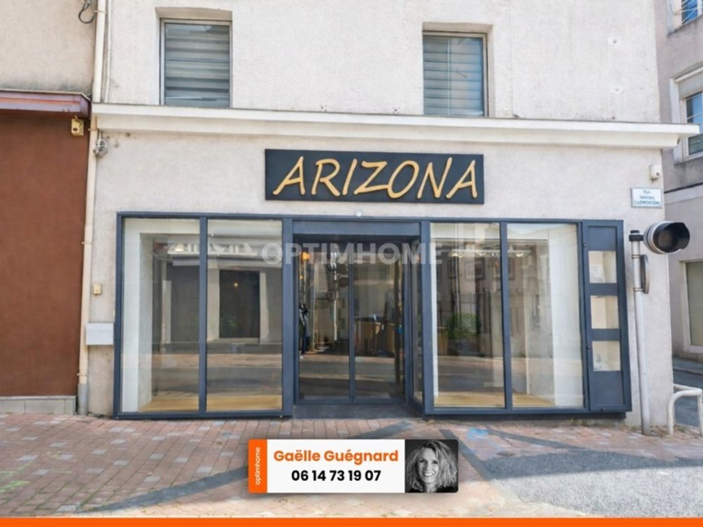 Local commercial 83 m²