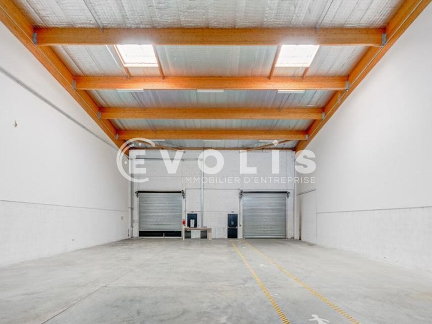 Locaux à vendre - 3046m2 - Limonest (69760)